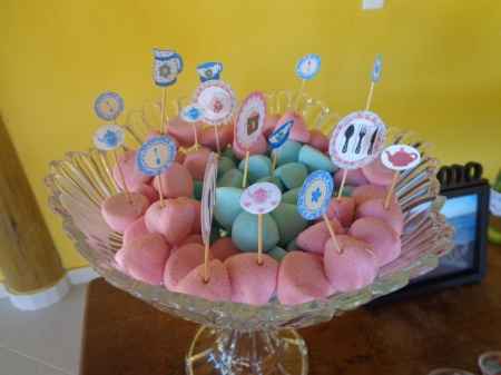 DOCES