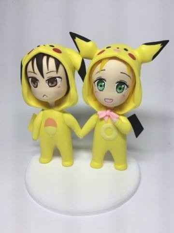 sasuke e sakura como pikachu e pichu 