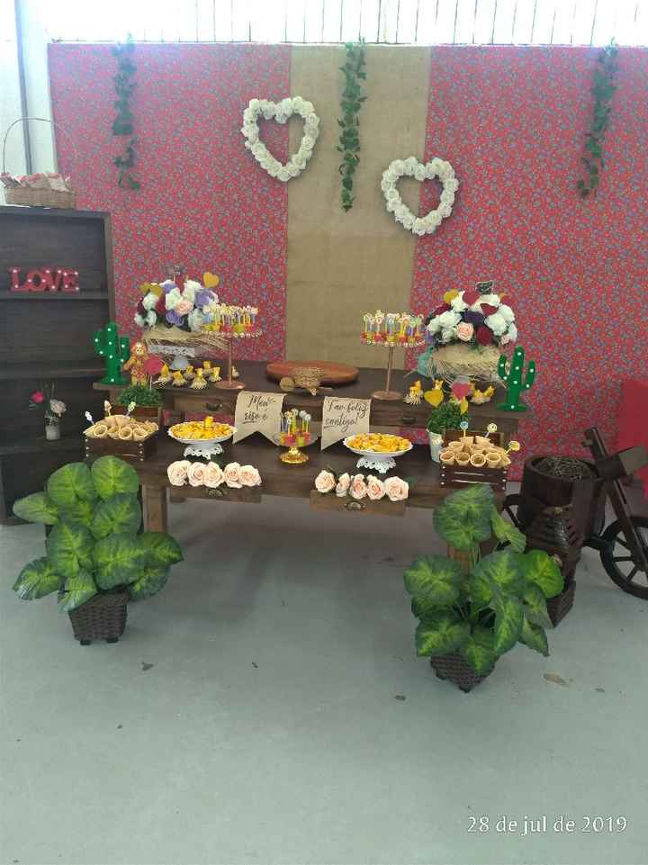 Chá chegando e já preparando a decoração, chá arraial - 1