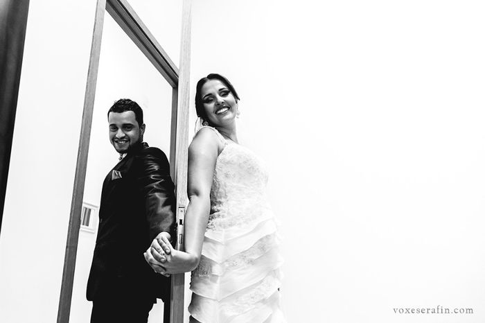 First Look - Emocionante
