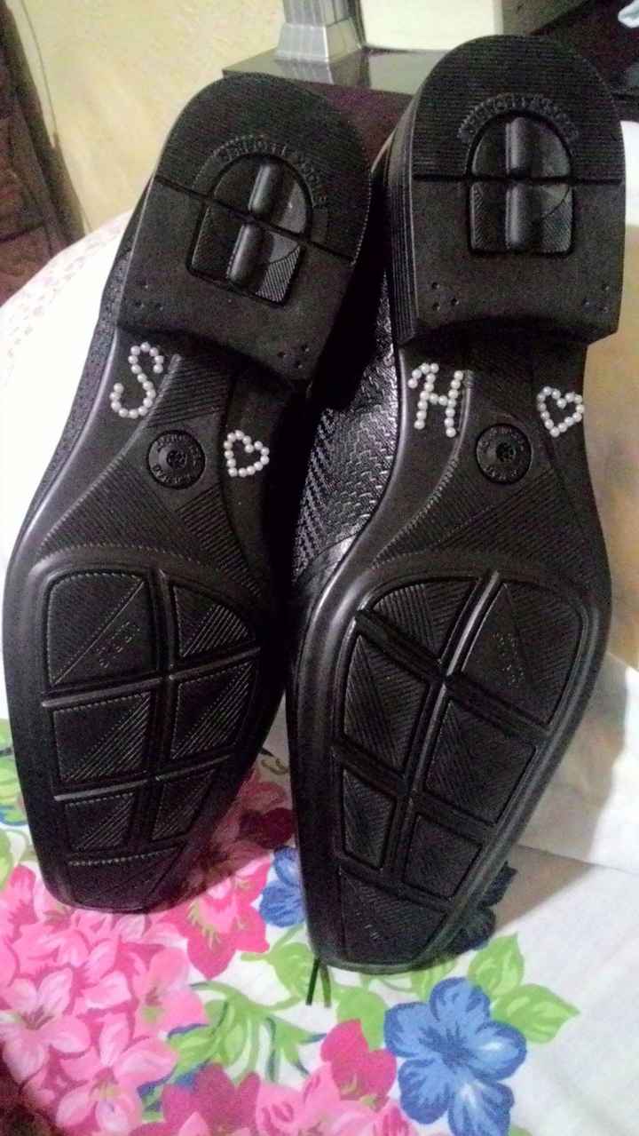 INICIAIS DO NOSSO NOME NO SAPATO