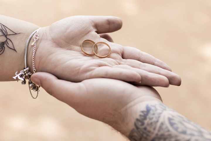 📸 Poste uma foto exibindo o seu anel de noivado ou aliança de casamento - 3