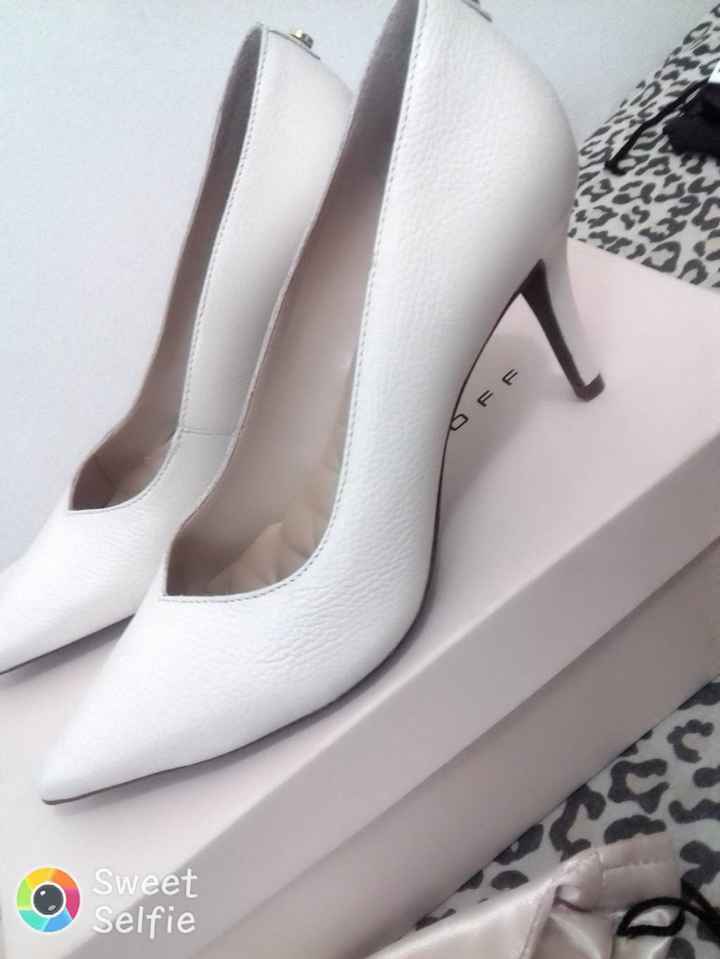Meus sapatos  (casamento e civil )