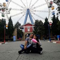 O Amor é como uma montanha Russa tem seus altos e baixos, mas seu beijo me tira o folego, seu carinh