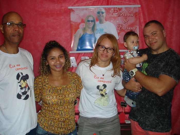 Meu   irmão e  minha Cunhada e meu  sobrinho (Padrinhos)