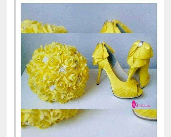Sapato amarelo