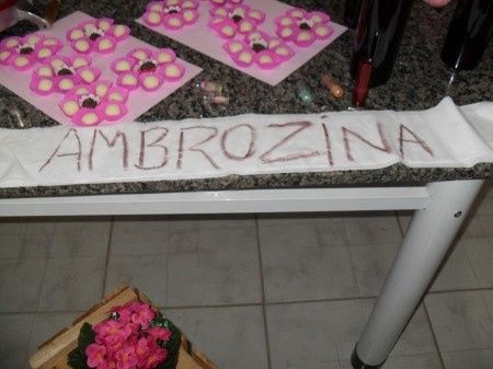 Meu chá de cozinha feito pela madrinha.