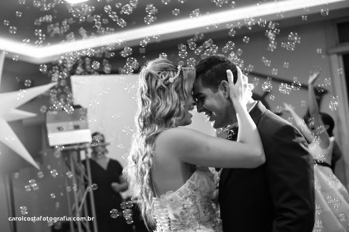 O que acham de bolhas de sabão na hora da primeira dança? - 8