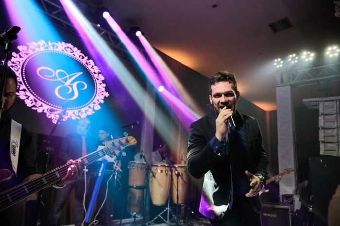 Cantor da nossa segunda banda (banda principal) - sucesso total!