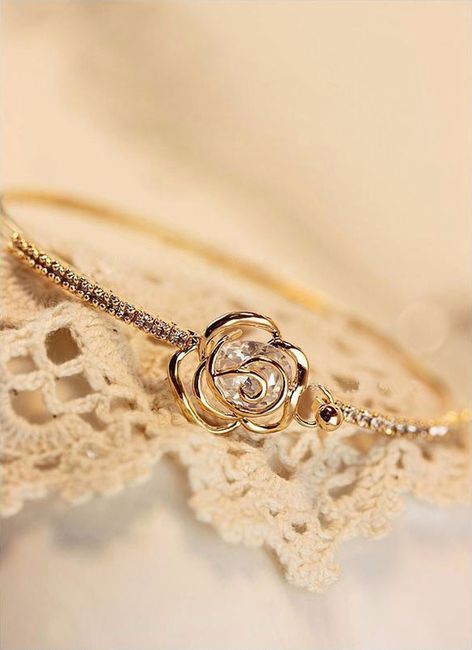 Corsage madrinhas ($40 kit com 17, no aliexpress)