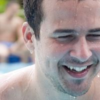 Curtindo Piscina