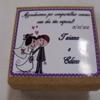 Caixinha com bonequinhos