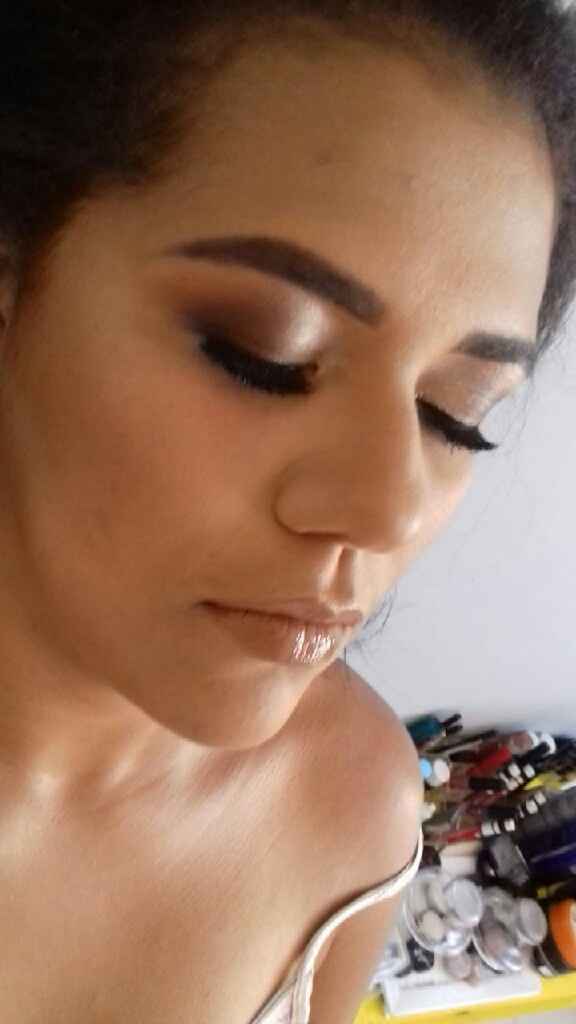 Prévia de maquiagem e cabelo - 3