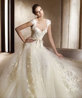 vestido com mangas curtas