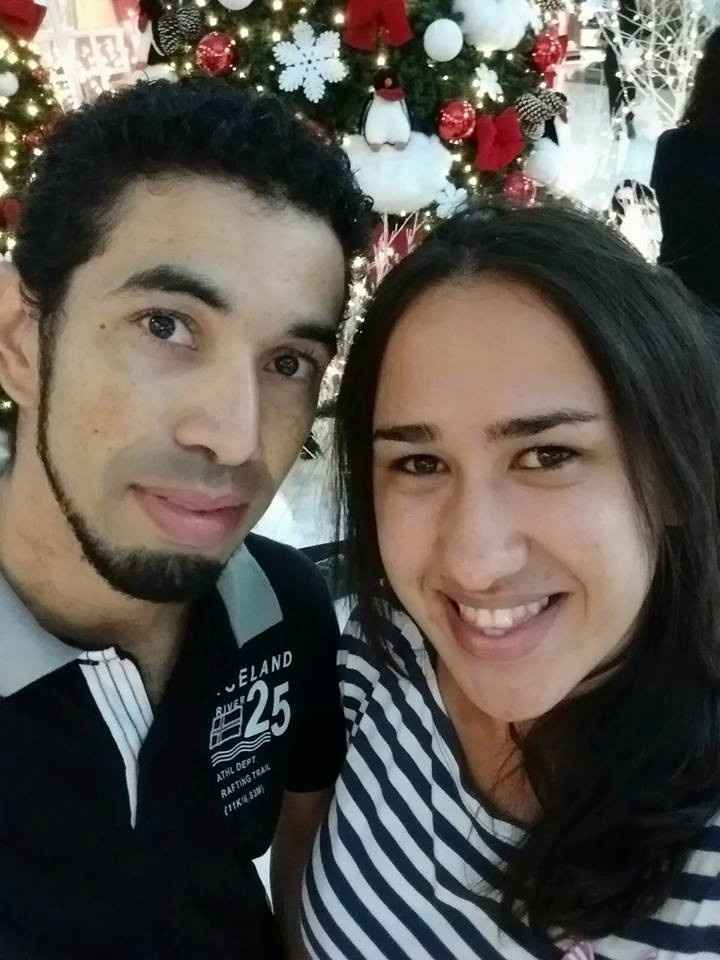 É elee