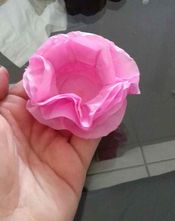 Dih forminhas de doce com folha de seda - 2