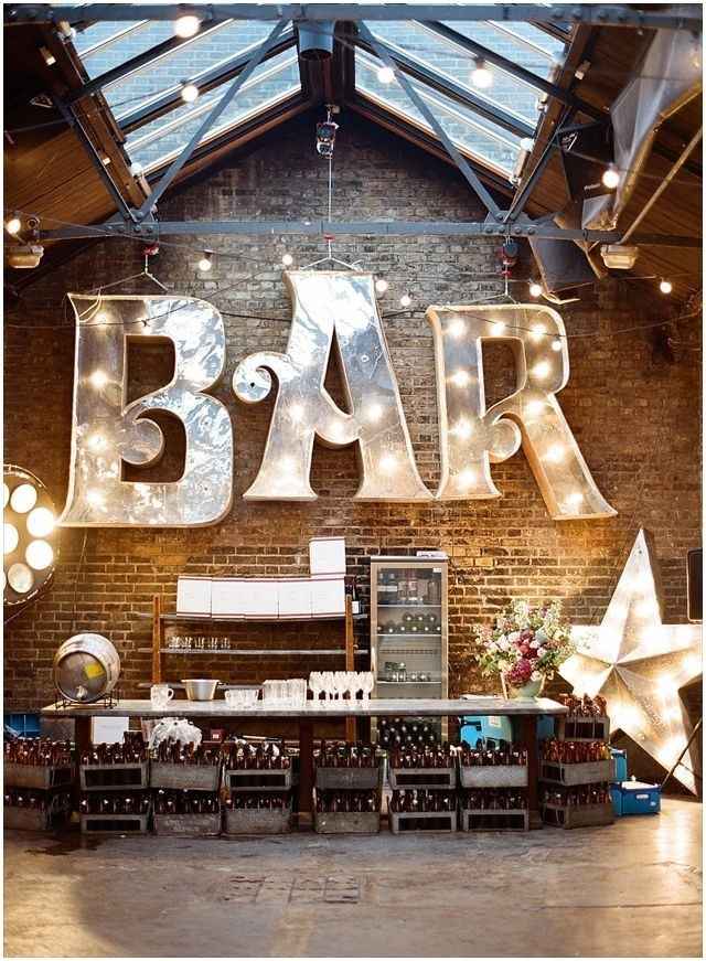 Bar - Letras girantes