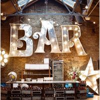 Bar - Letras girantes