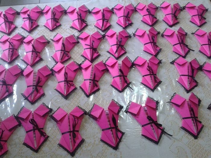 Meu Convite Chá de Lingerie Origami Rosa e preto Diy