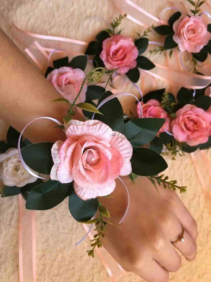 Corsages prontos e caixinhas dos padrinhos! - 3