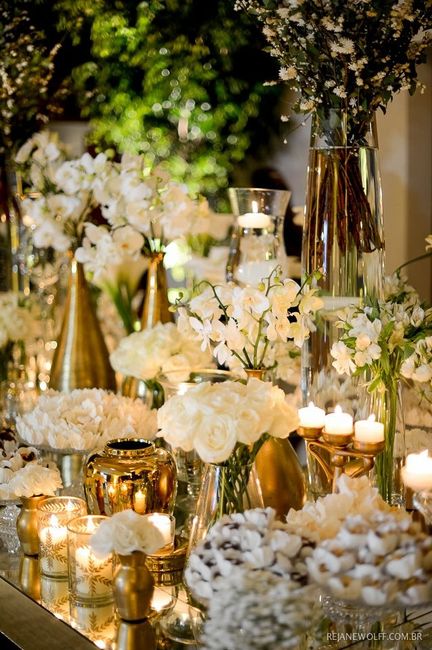 Decoração em branco e dourado
