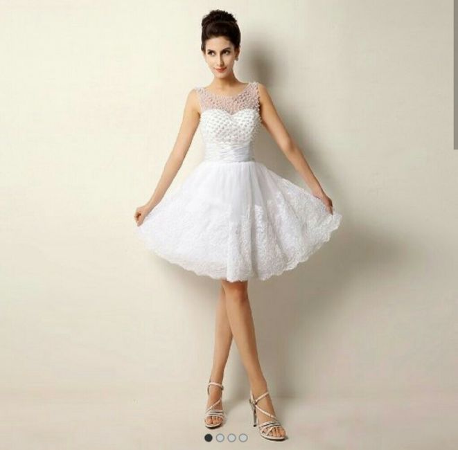 Vestido de noiva clássico, elegante e tradicional - 1