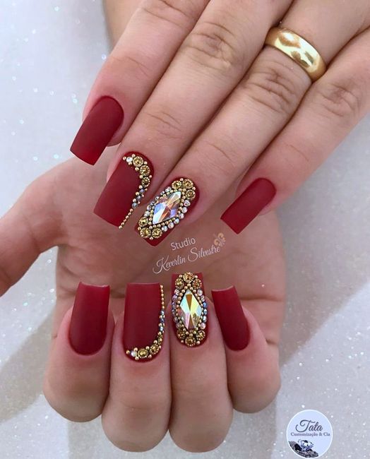 Unhas vermelhas pro casamento 🥰❓ 7