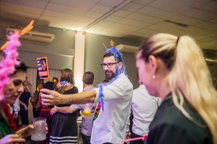 Ainda está em alta plaquinhas divertidas na hora da festa? 3