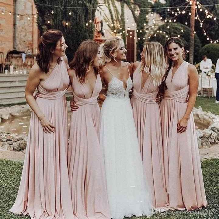 Nude .