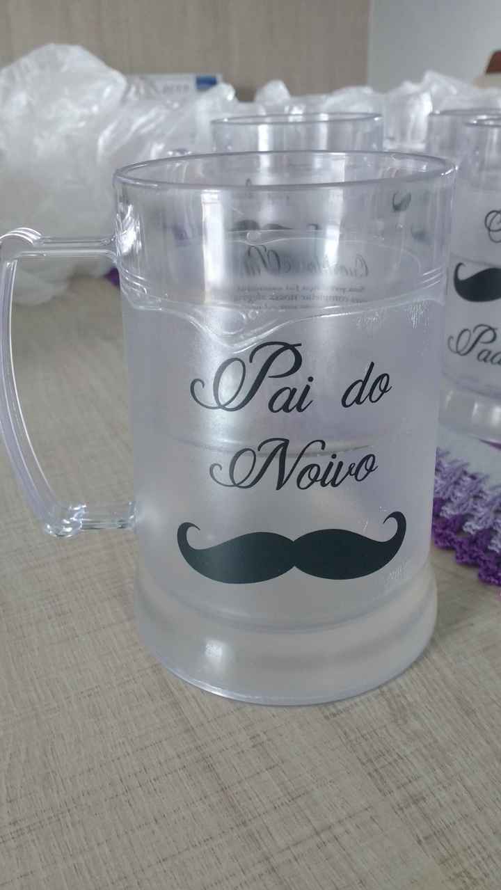 Pais     