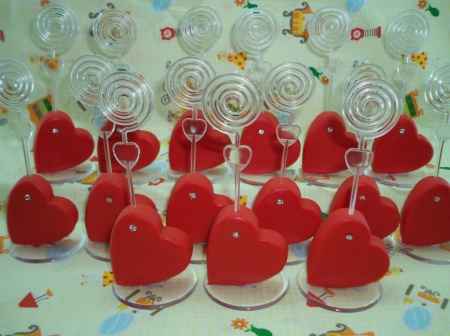 Decidindo as lembrancinhas.... 