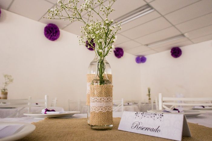 Mesa interna e pompons