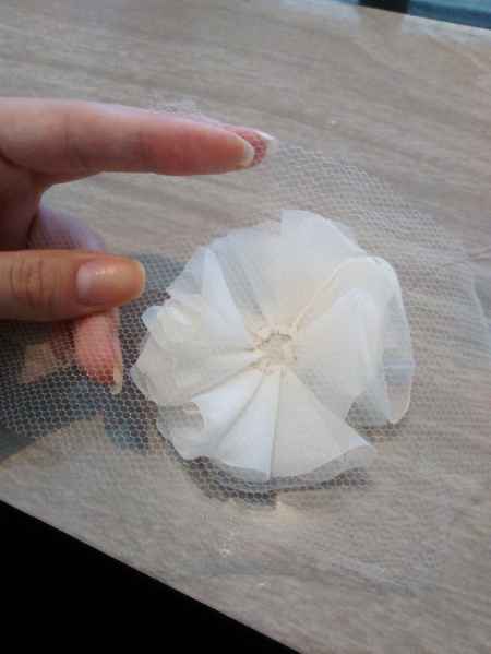 Corsage 2: Tule