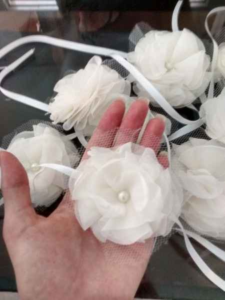 Corsage 7: Pérola no meio