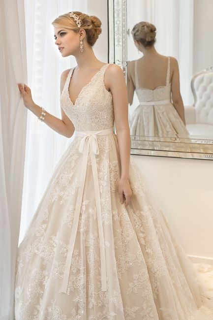 vestido de noiva off white combina com que cor de sapato