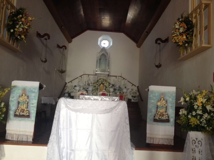 Santuário de Nossa Senhora do Monte Serrat preparado para a festa