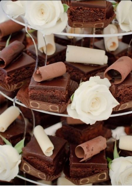Brownies/ macarrons/ bem casados - 3