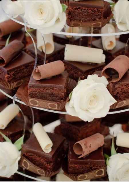 Brownies/ macarrons/ bem casados - 3
