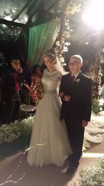 08/09/2017 - Meu velhinho me conduzindo ao altar.