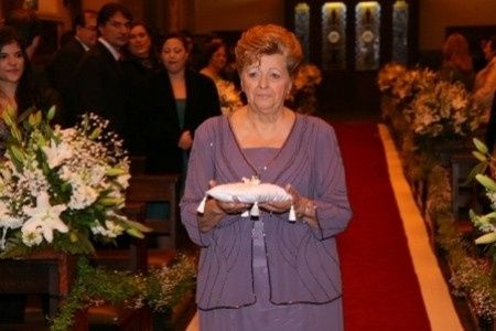 MINHA RAINHA MINHA VÓ LEVARÁ MINHAS ALIANÇAS DE CASAMENTO