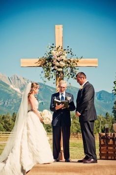cruz no altar