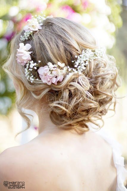 Penteado estilo romântico! 