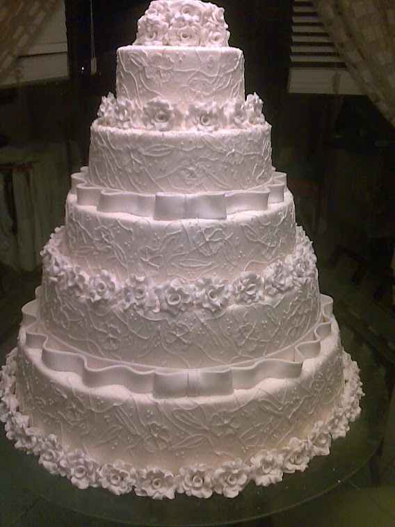BOLO DE CASAMENTO