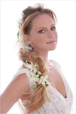 Penteado com flores - 3