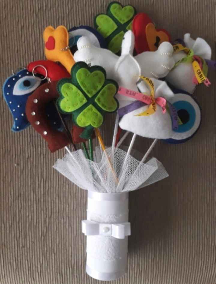 Jogar ou não o buquê? 💐 - 1