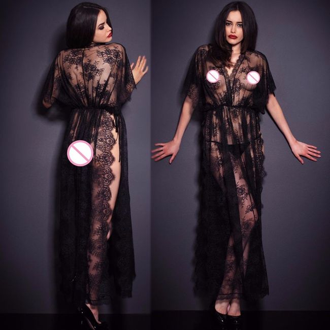 Robe longo preto de renda