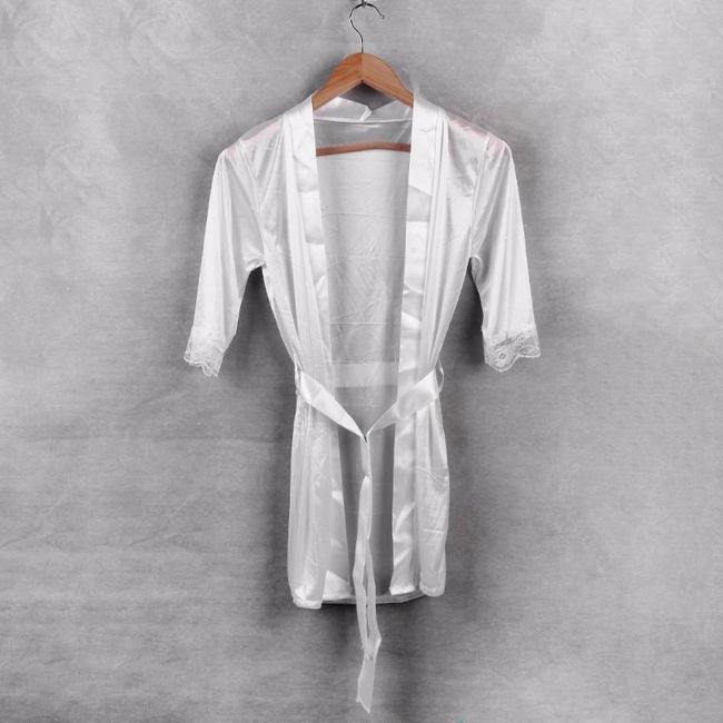 Robe de cetim