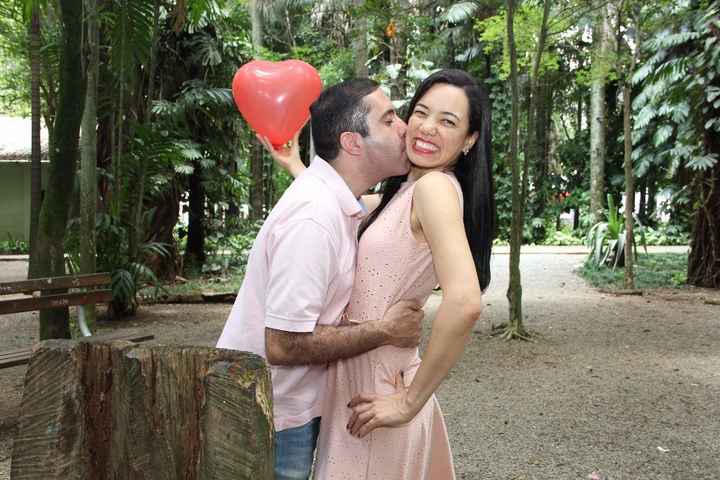 Loveistheair-2