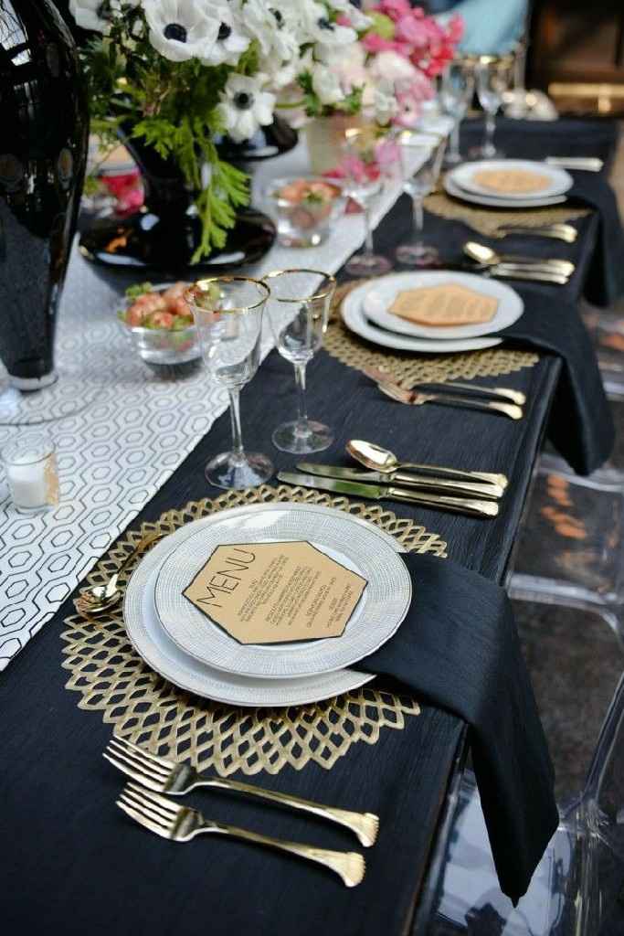 Mesa posta e crianças - 1
