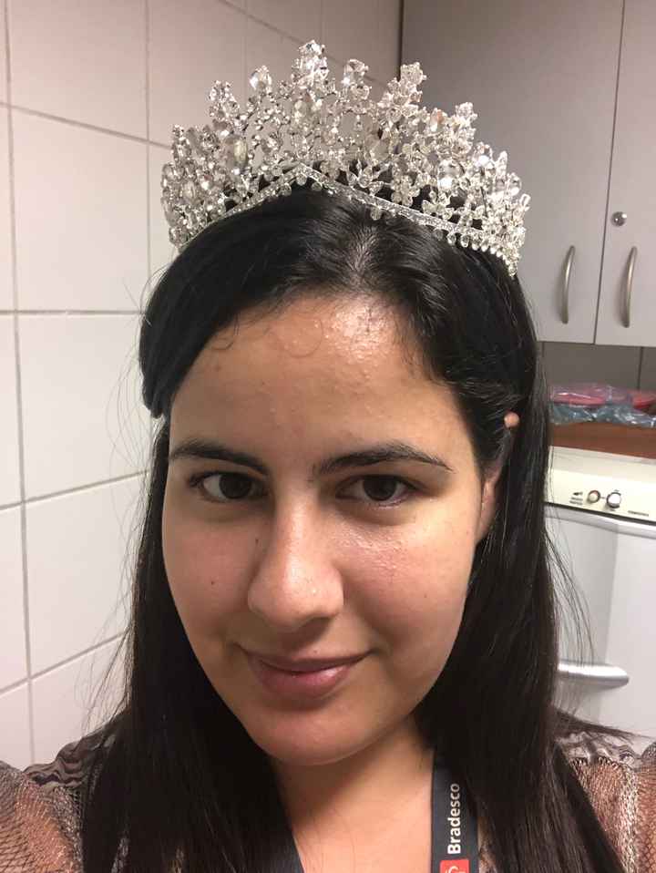 Chegou minha coroa do Aliexpress - 1